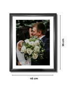 Cuadro de 55x45 cm con foto de matrimonio enmarcada, parte del Set Mapa Estelar XXL de Punto & Aparte.
